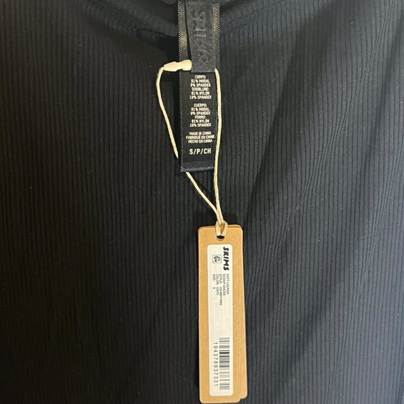 SKIMS Black Ribbed Romper - Picture 4 of 4